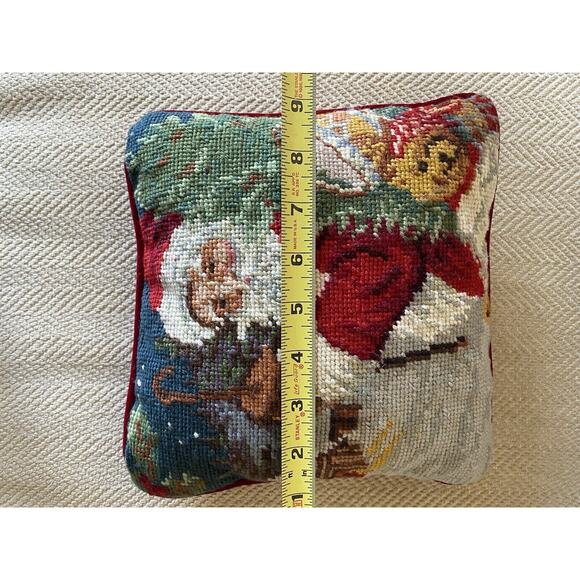 Vintage‎ Needlepoint Small Christmas Pillow Santa Teddy Bear Toy Drum Red Velvet - Picture 6 of 6